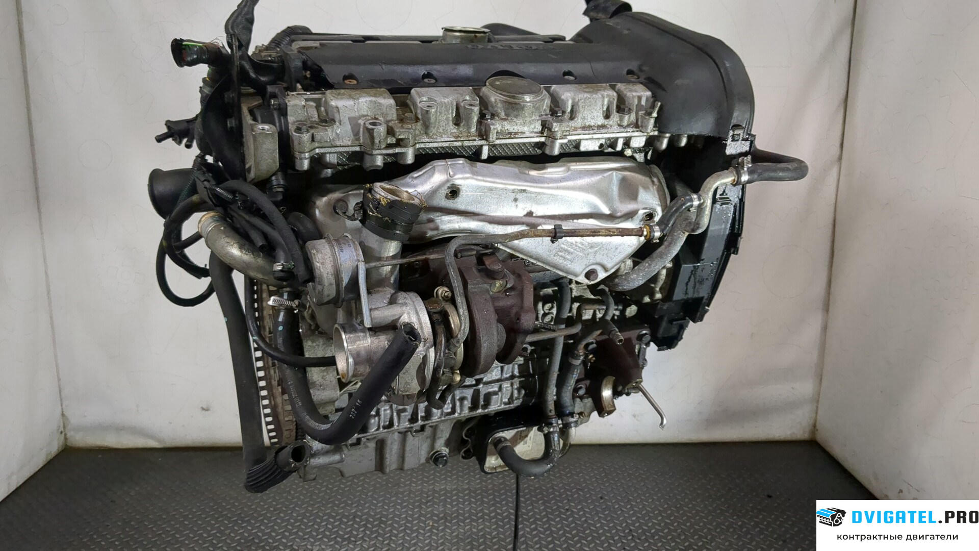 Двигатель Volvo V70 2001 - 2008 B5254T2 2.5 л., Бензин, Турбо-инжектор, артикул 9249547