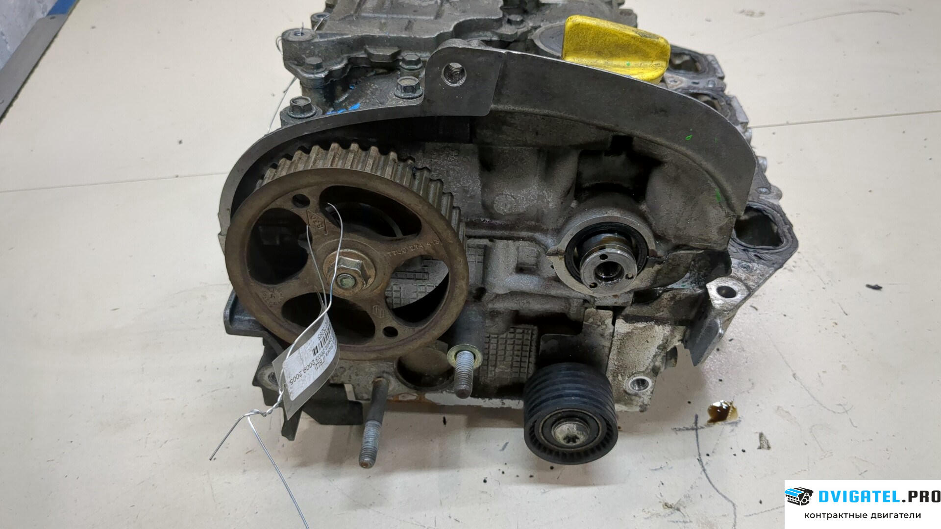 Головка блока цилиндров (ГБЦ) Renault Scenic 2003 - 2009 K4M 782 1.6 л., Бензин, Инжектор, артикул 9275285