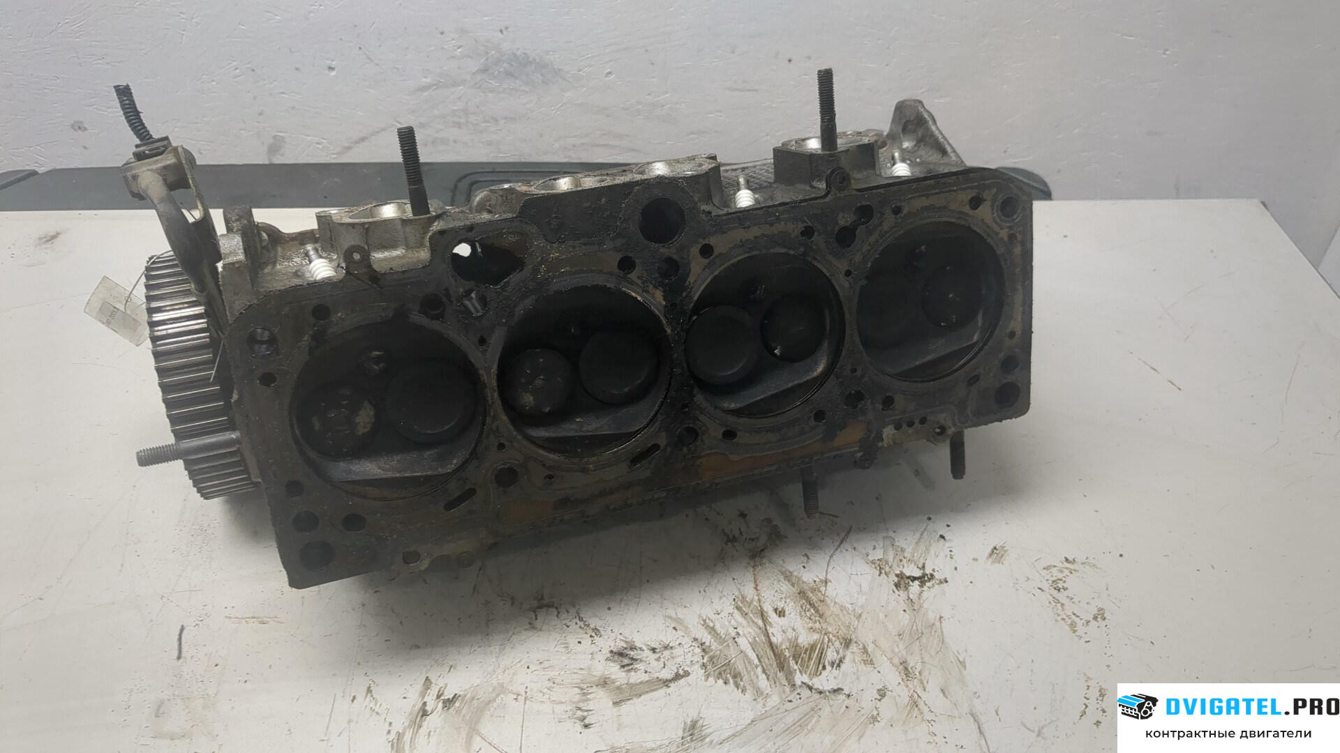 Головка блока цилиндров (ГБЦ) Volkswagen Golf 4 1997 - 2005 AKL 1.6 л., Бензин, Инжектор, артикул 8845736