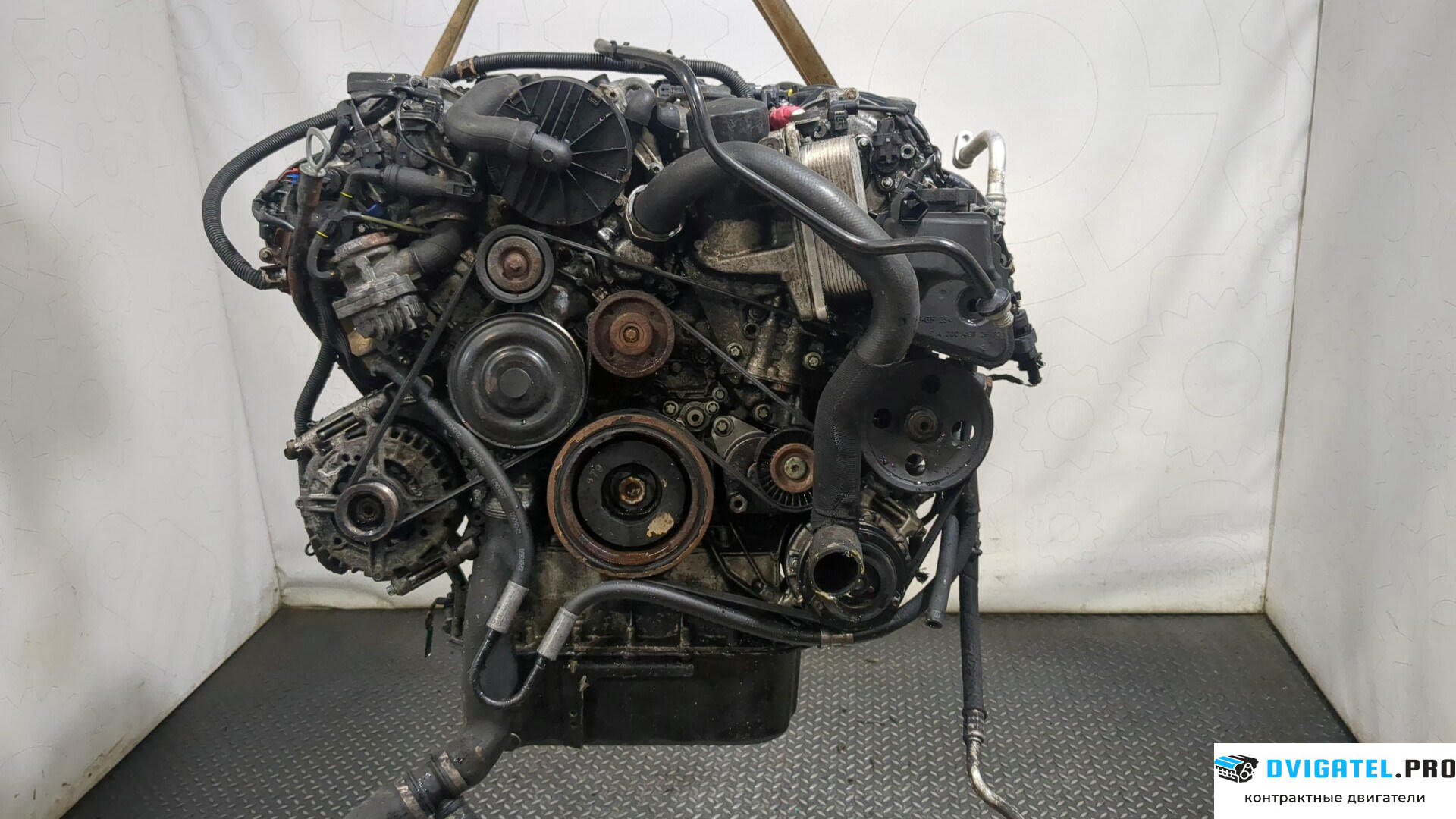 Двигатель Mercedes GL X164 2006 - 2012 M273.923 4.7 л., Бензин, Инжектор, артикул 8413412