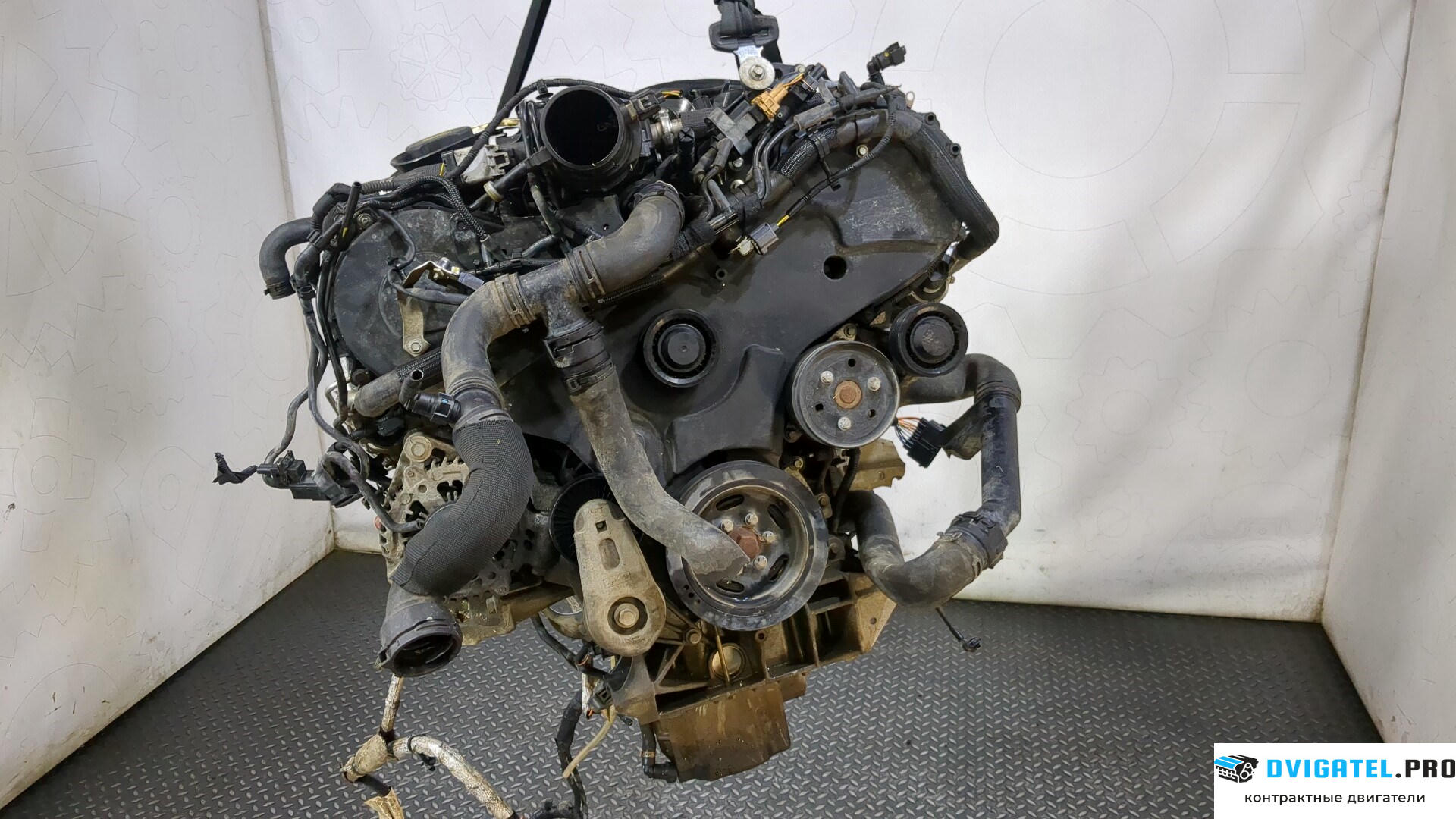 Двигатель Land Rover Range Rover 4 2012 - н.в. 306DT 3 л., Дизель, Турбо, артикул 9244833